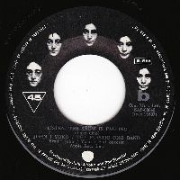 Cover John & Yoko / The Plastic Ono Band with The Harlem Community Choir - Happy Xmas (War Is Over)